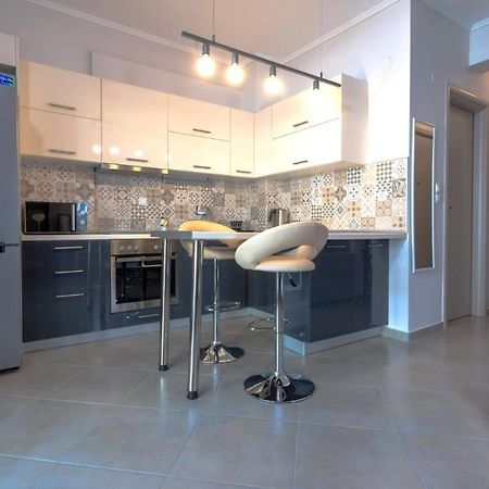 Beautiful & Modern Apartment In סלוניקי מראה חיצוני תמונה